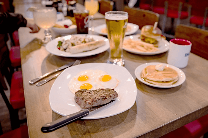 Applebee's | IHOP image